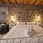 Estate Tsiati * Pirgiotika