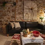 Nyaraló Estate Tsiati