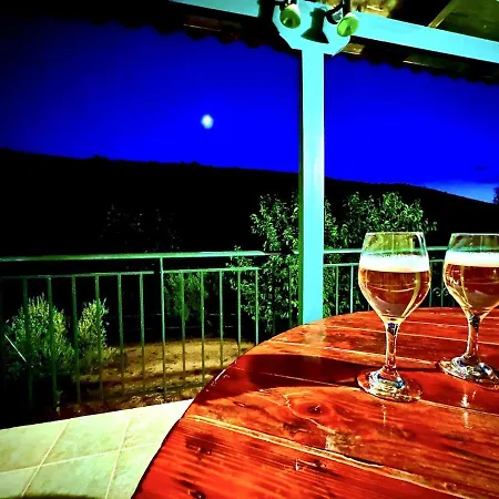 Semesterbostad Estate Tsiati Pirgiotika