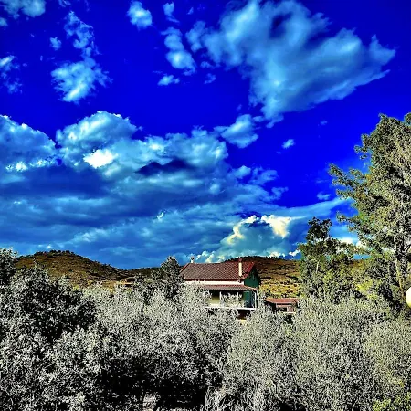 Semesterbostad Estate Tsiati Pirgiotika