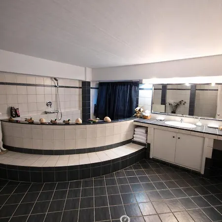 Estate Tsiati