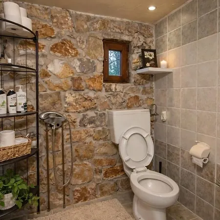 Tatil Evi Estate Tsiati