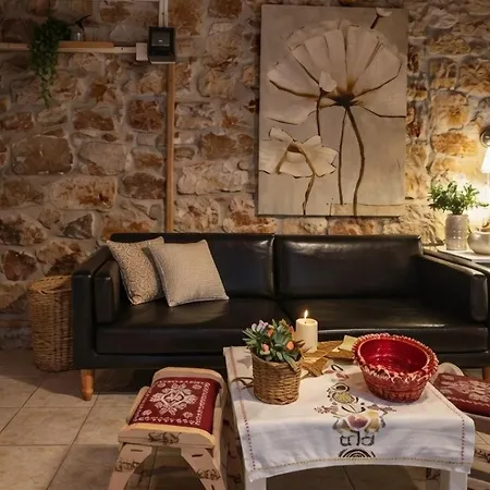 Tatil Evi Estate Tsiati