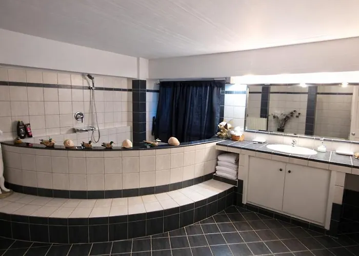 Estate Tsiati
