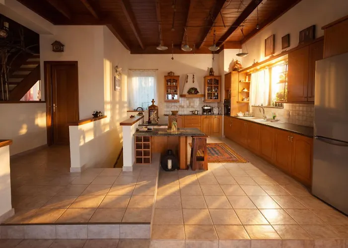 Estate Tsiati