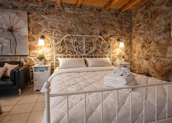 Estate Tsiati Pirgiotika